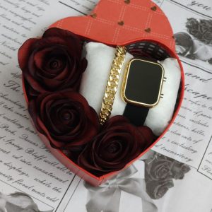 باکس هدیه زنانه اسپورت ساعت دیجیتالی و دستبند کارتیر ارسال رایگان